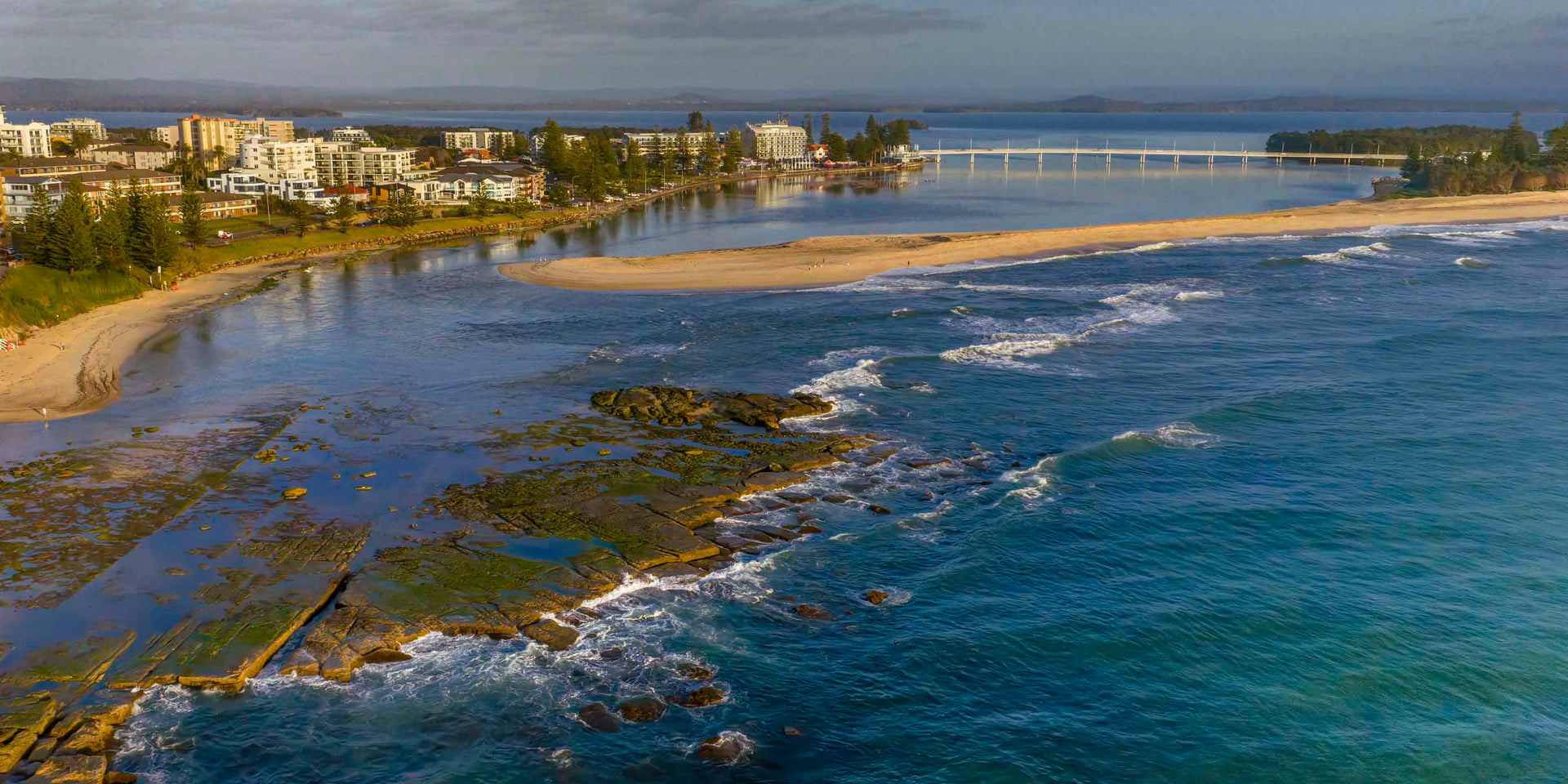 Central Coast art gallery Scapes of Art overlooking The Entrance NSW coastline