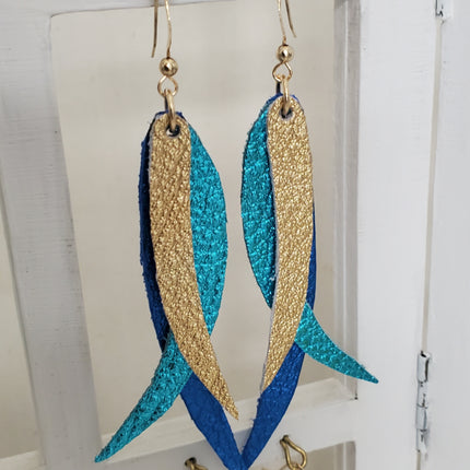 Medium three-piece gold-fill Breeze earrings
