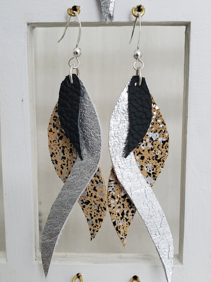 Church of Adornment Medium 3 piece earring SS, Sand earrings 3