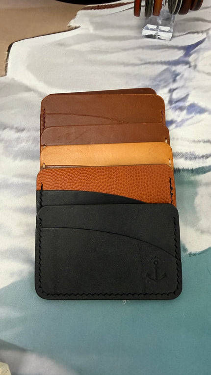 The Sultan horizontal leather card holder